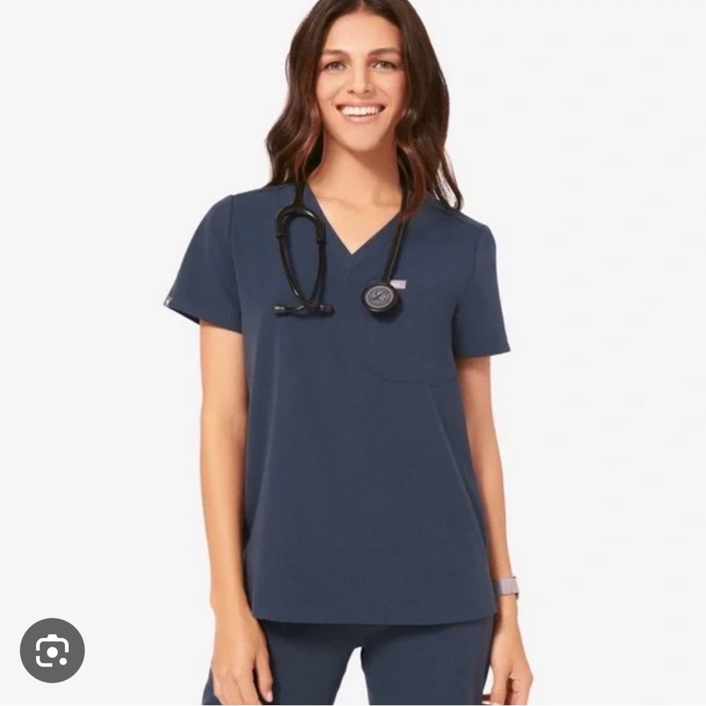 FIGS Catarina Dark Harbor Top